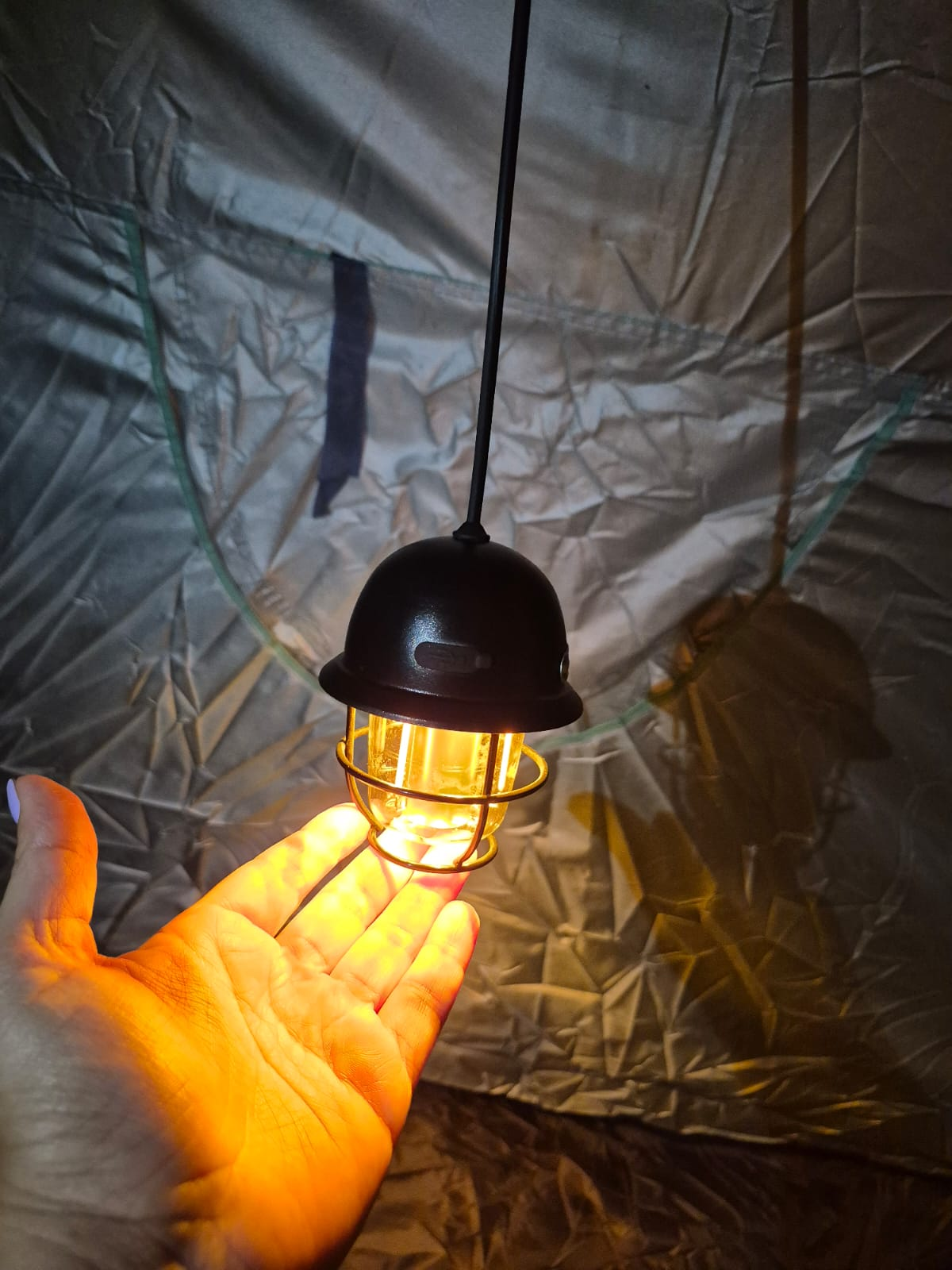 🤑 ¡Oferta Brillante x2! Lámparas Retro LED por solo $99.990 💡 🔋 Recargables  🚨 Para emergencias  🏕️ Para aventuras
